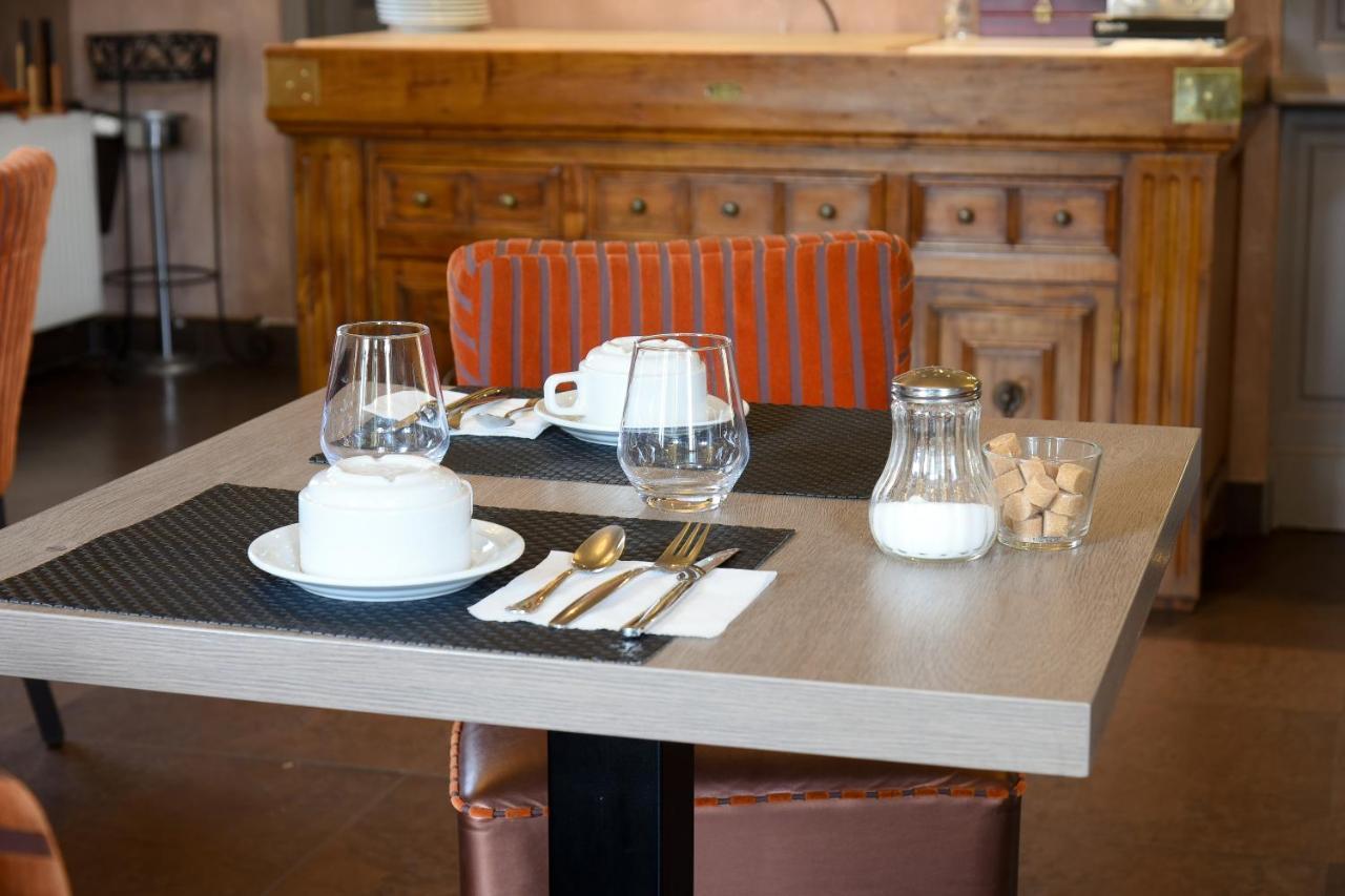 Auberge La Renaissance Asnières-sur-Oise 외부 사진